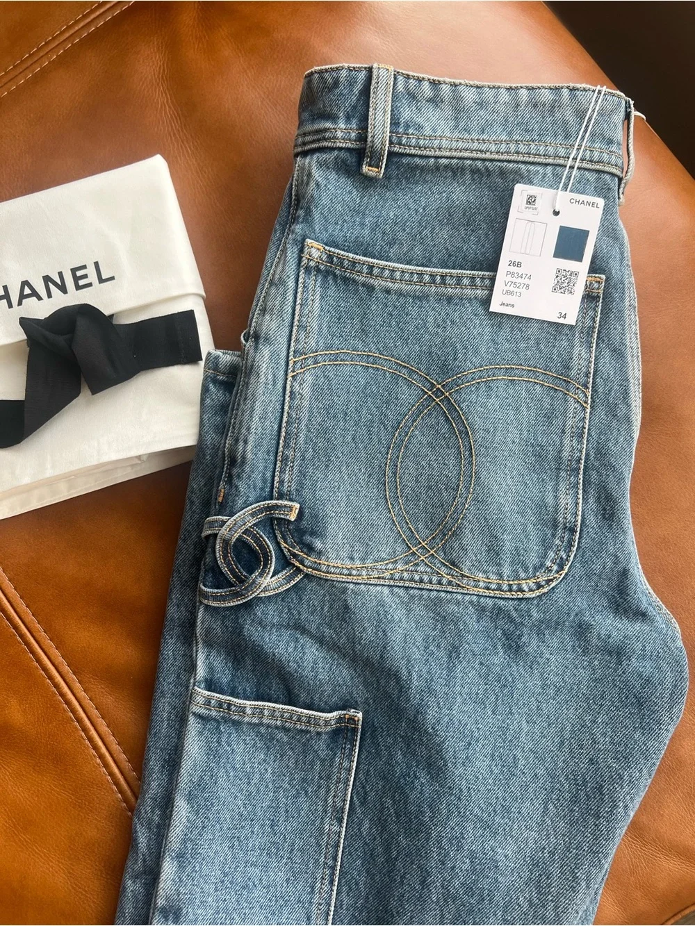 Chanel 26B denim cargo light wash jeans size 34